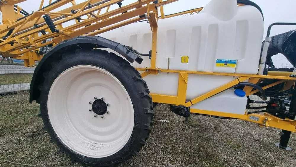 Обприскувач причіпний Богуслав (Boguslav) ОПК 2500-22 (АСУ) Кронос