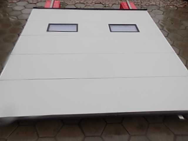 Brama garażowa segmentowa panelowa 303x308cm