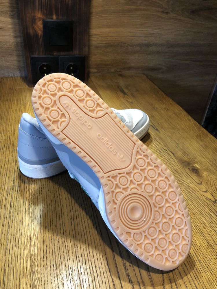 Кросівки чоловічі Adidas Forum low classic shoes grey FZ6274