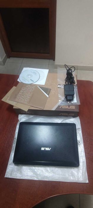 Ноутбук ASUS Eee PC 1011CX (1011CX-BLK016W) Black з коробкой