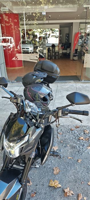 Zontes 125 Z2 LCD – Impecável e pronta a andar!