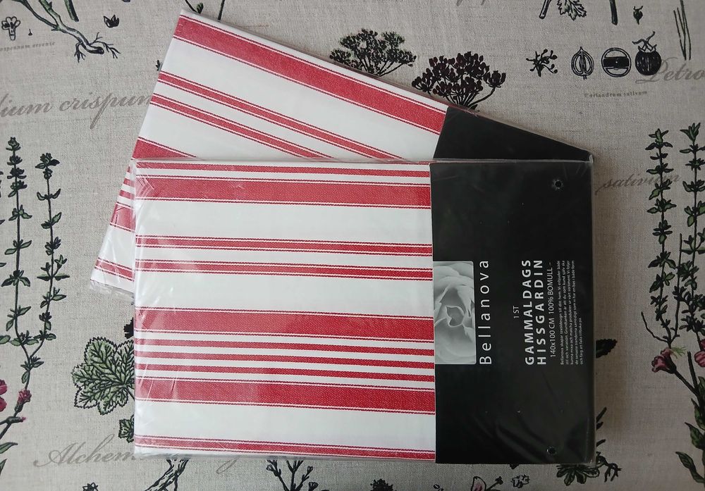 Rolety w sielskim stylu białoczerwone bawełna 100%