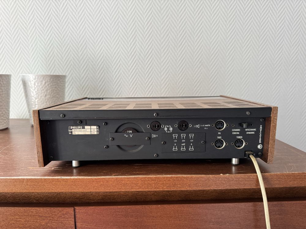 Wzmacniacz  Philips 22rh590