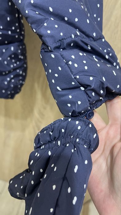 Зимова куртка. розмір 116. Ціна 400грн.