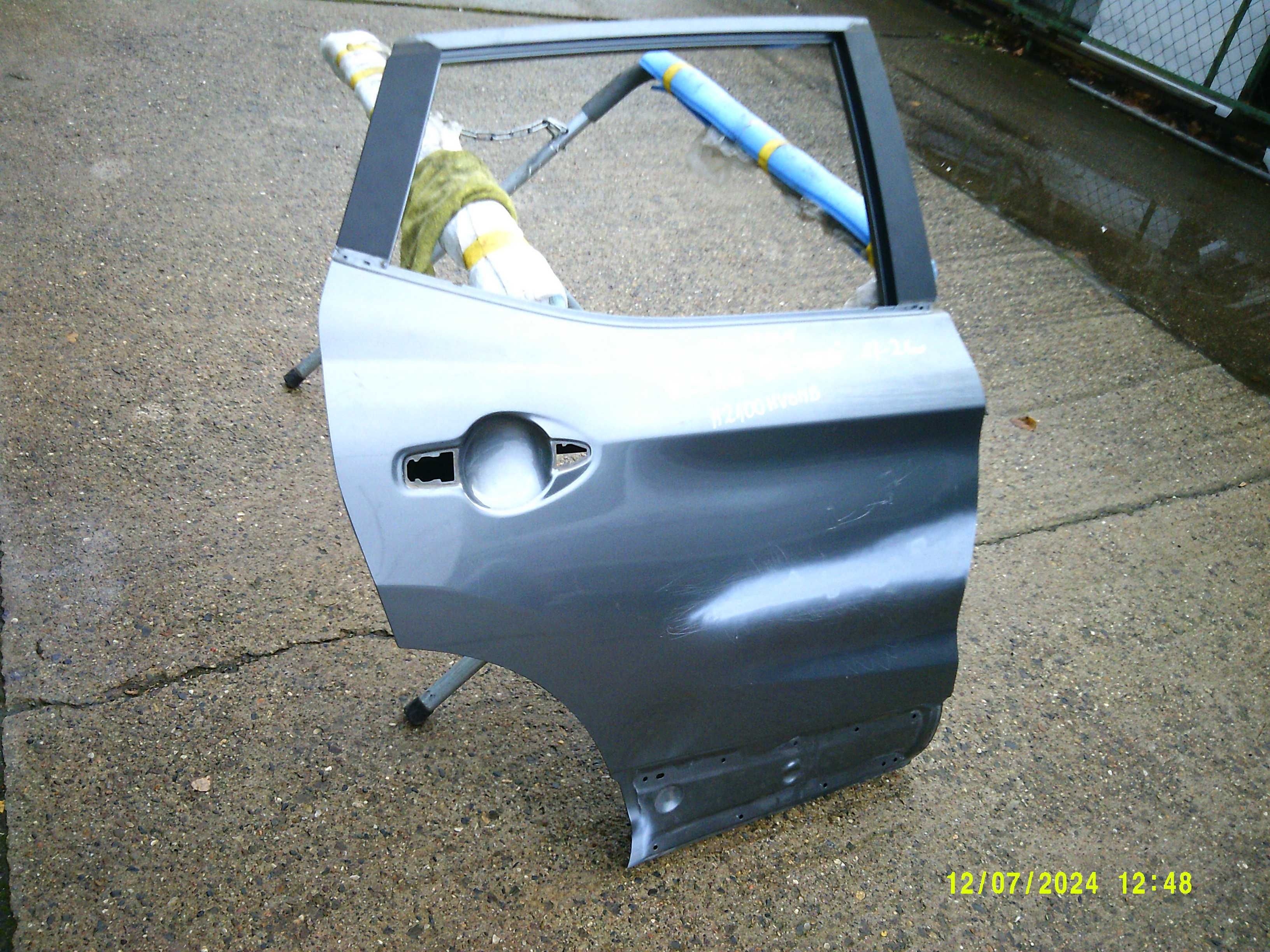 Drzwi tylne prawe Nissan Qashqai  17-21r.