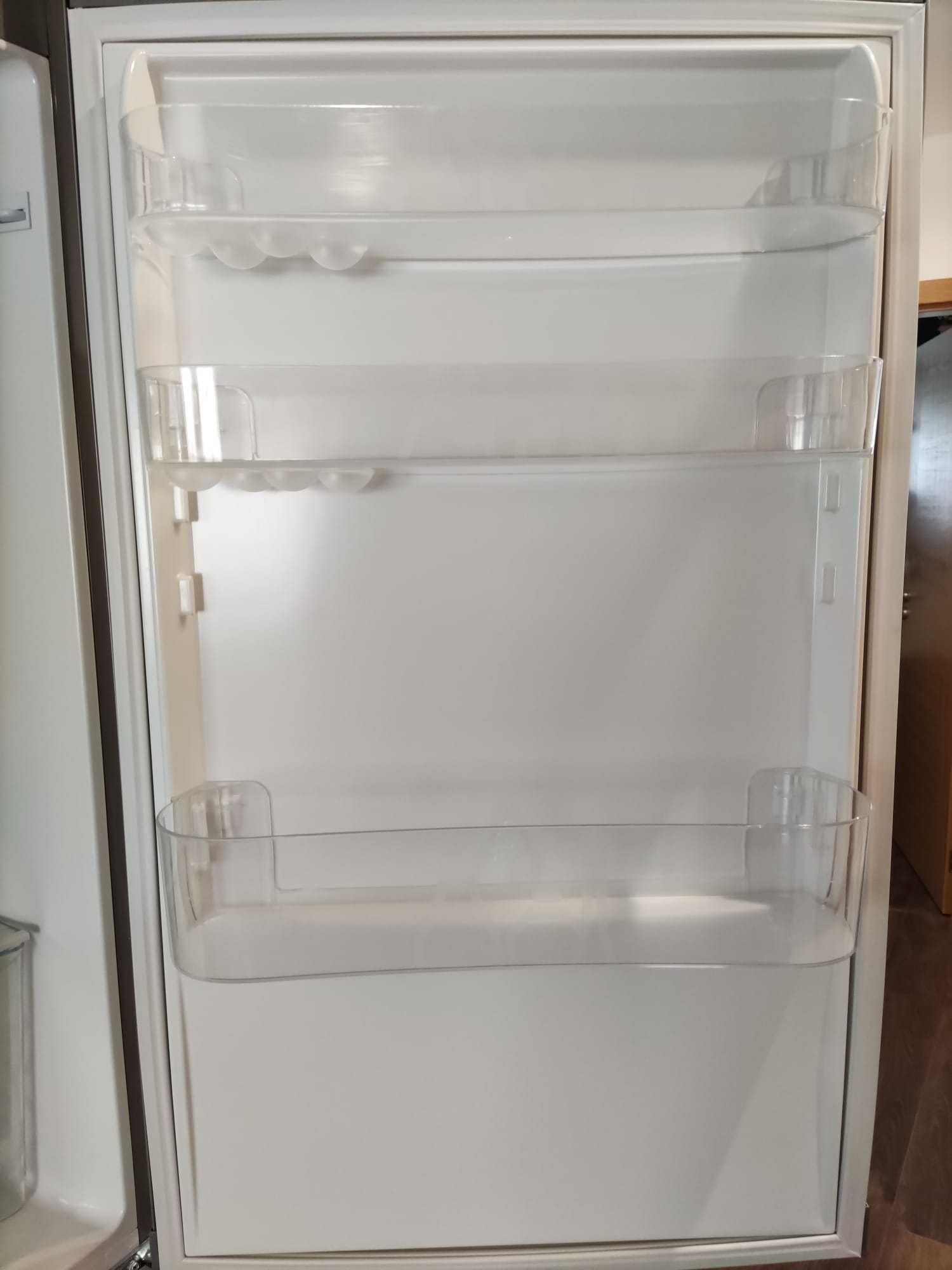 Frigorífico Zanussi ZRB36104WA/ZRB36104XA