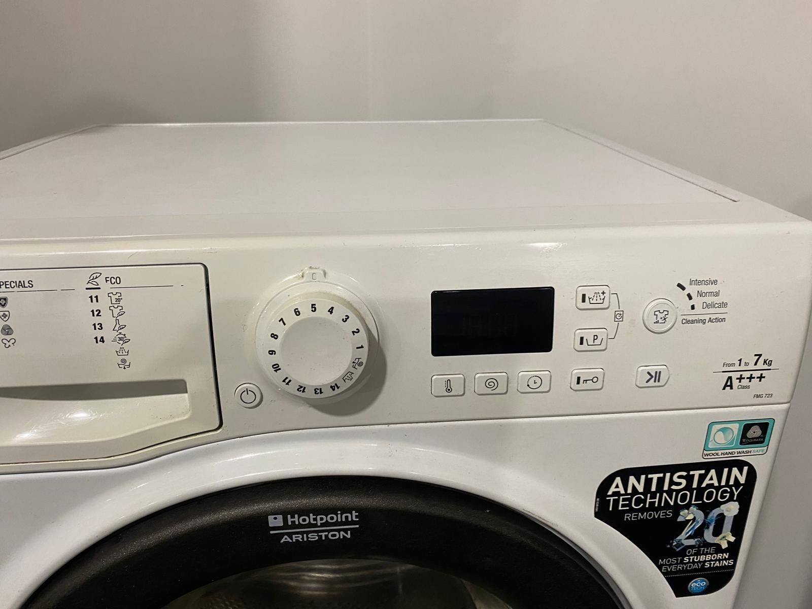 Máquina de Lavar Roupa Hotpoint Ariston 7KG