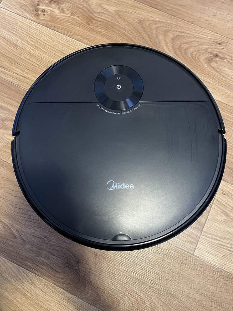 Робот - пилосос Midea