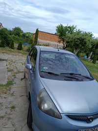 Honda jazz 2004 rok oszczędne auto