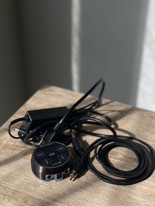 Блок живлення Critical Atom X — оригінал, відмінний стан