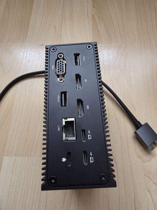 Stacja dokująca MacBook pro Windows 11 specs 16-in-2