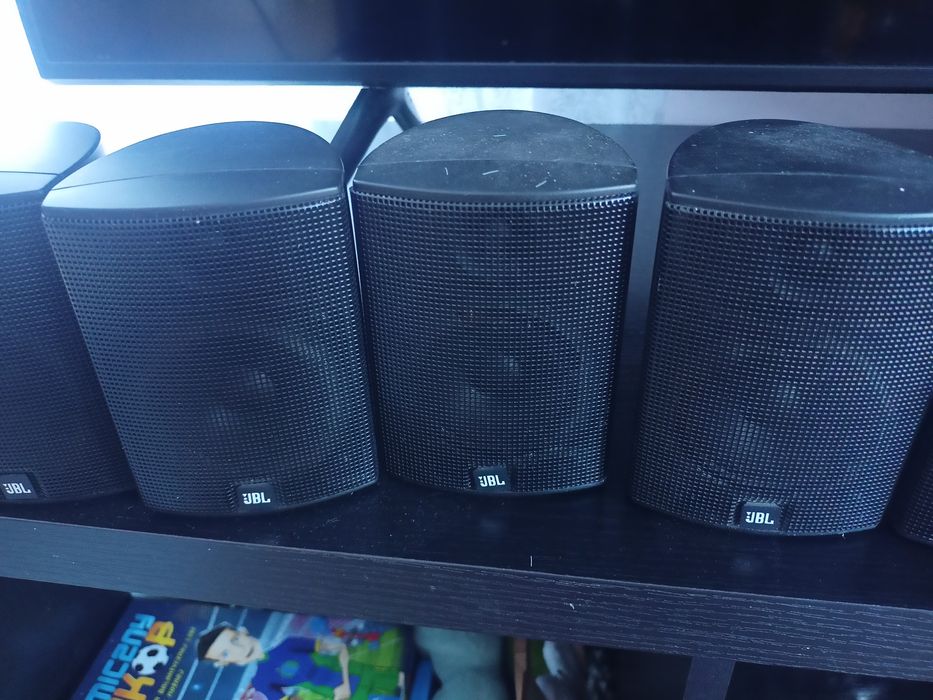 Głośniki JBL wraz z subwoofer