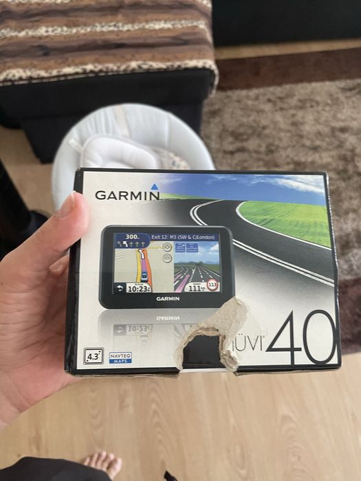 GPS           Garmin LVT40