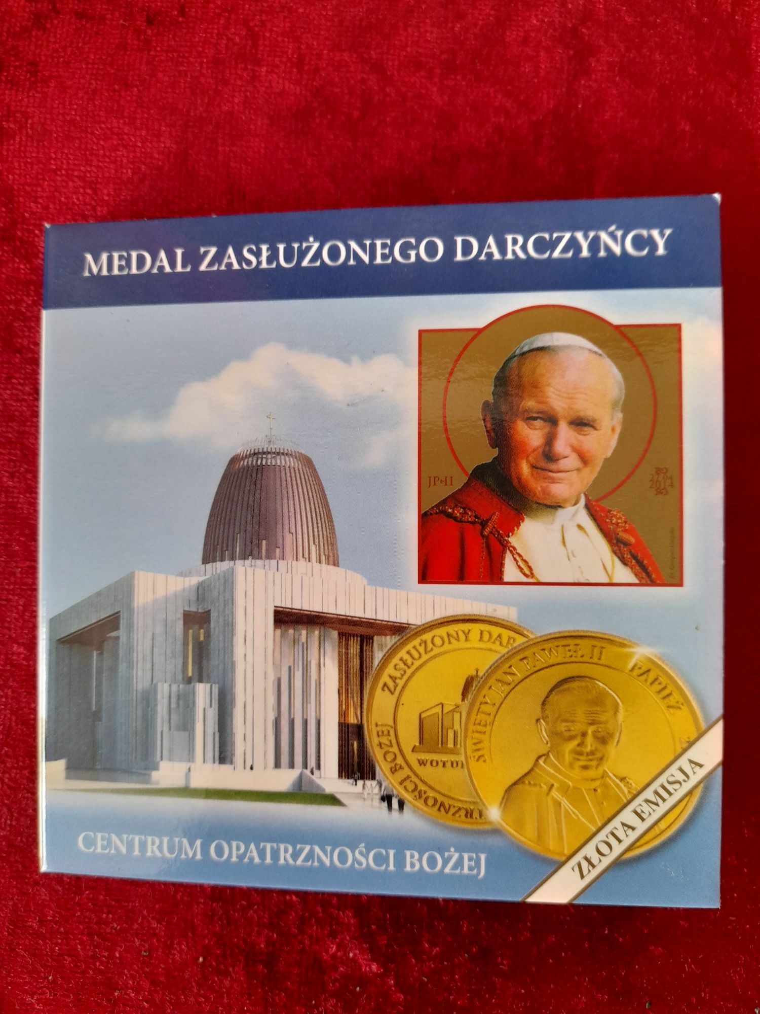 Medal zasłużonego darczyńcy centrum opatrzności Bożej