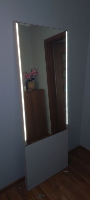 Lustro w rozmiarze 200×90