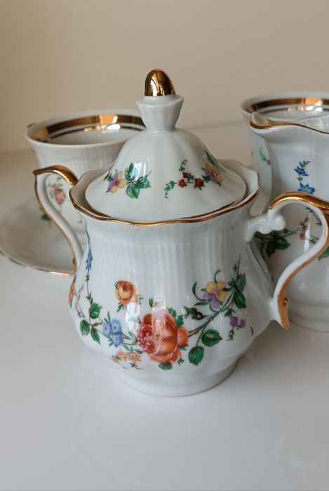 Piękny zestaw porcelana Wałbrzych cudne kolory i złocenia nowe