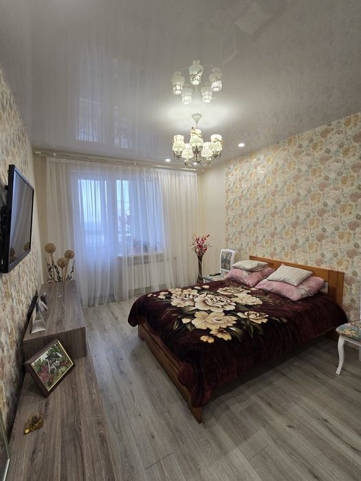 Продаж 3 кімнатної 107,8м2 квартири з трьома балконами ЖК Коцюбинський