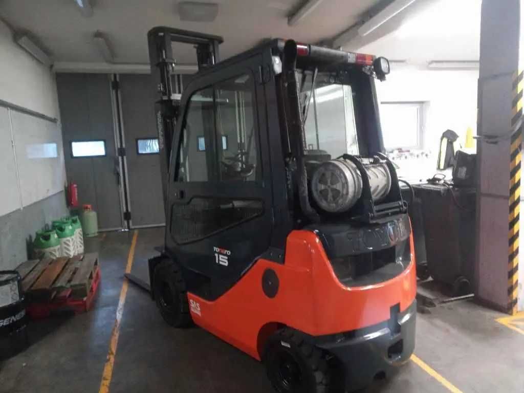 TOYOTA 06-8 FGF 15 газовий навантажувач, кара, погрузчик