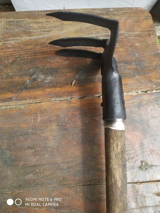 Сапки для городу.