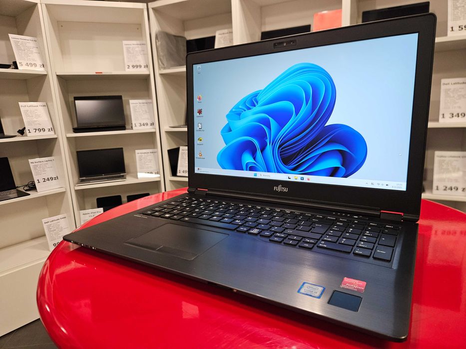 Fujitsu LifeBook U758 15" i5 16GB 256SSD FHD IPS HDMI Win11 Faktura