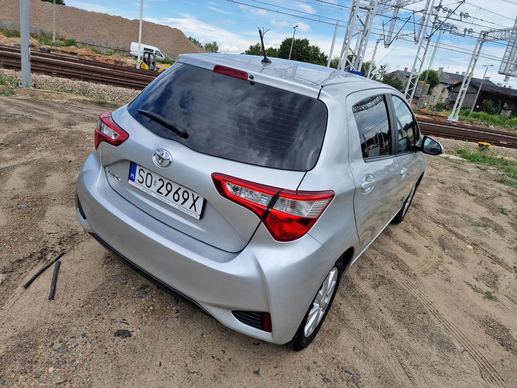 Toyota Yaris 1.0 LPG 2017 model 2018. Klima, kamera, alufelgi SZTOS