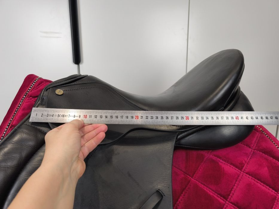 17,5 cali siodło wszechstronne skokowe  John Webb Id.569 cob