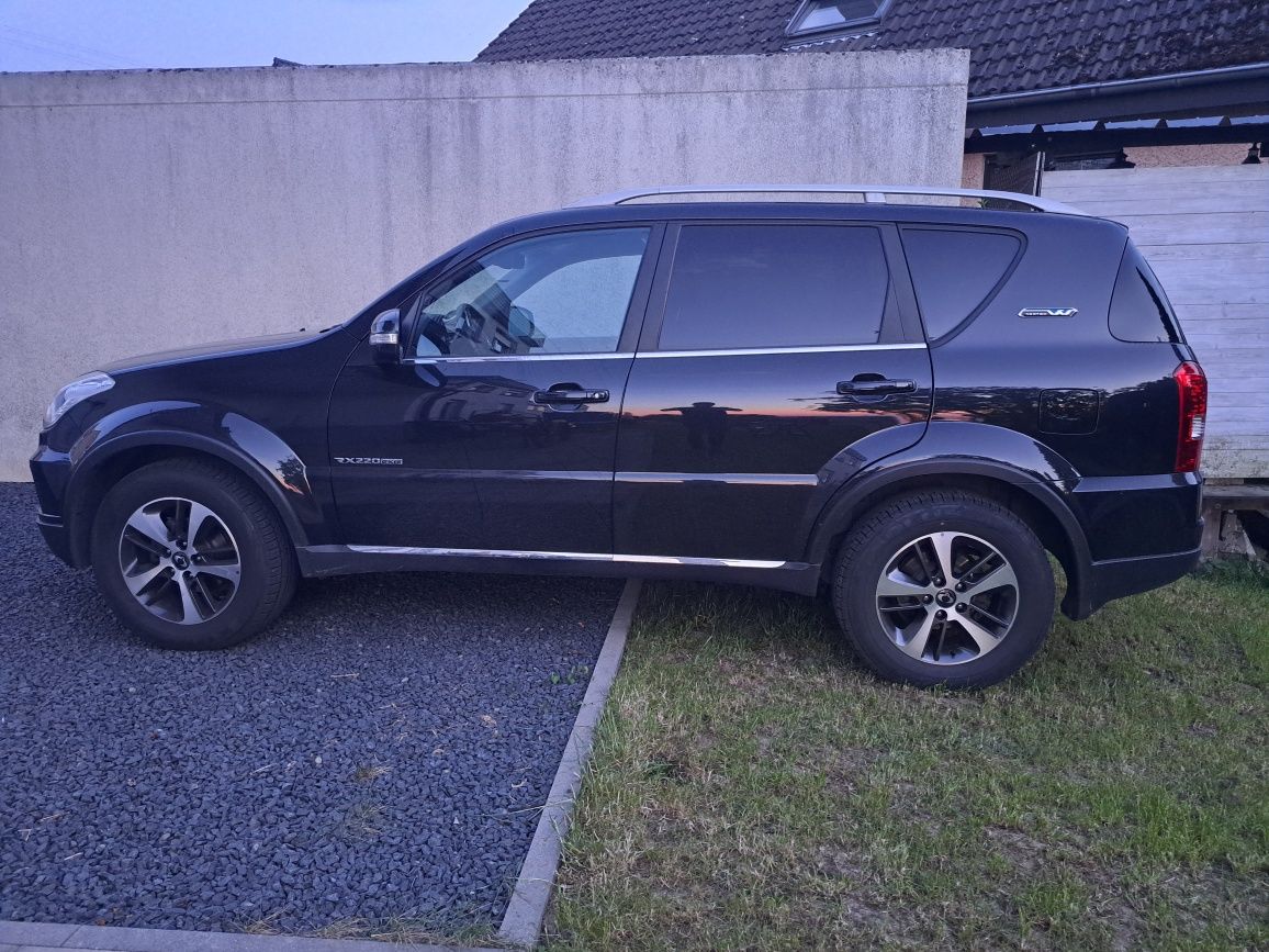 Ssangyong Rexton 2.2  178KM ,2017r