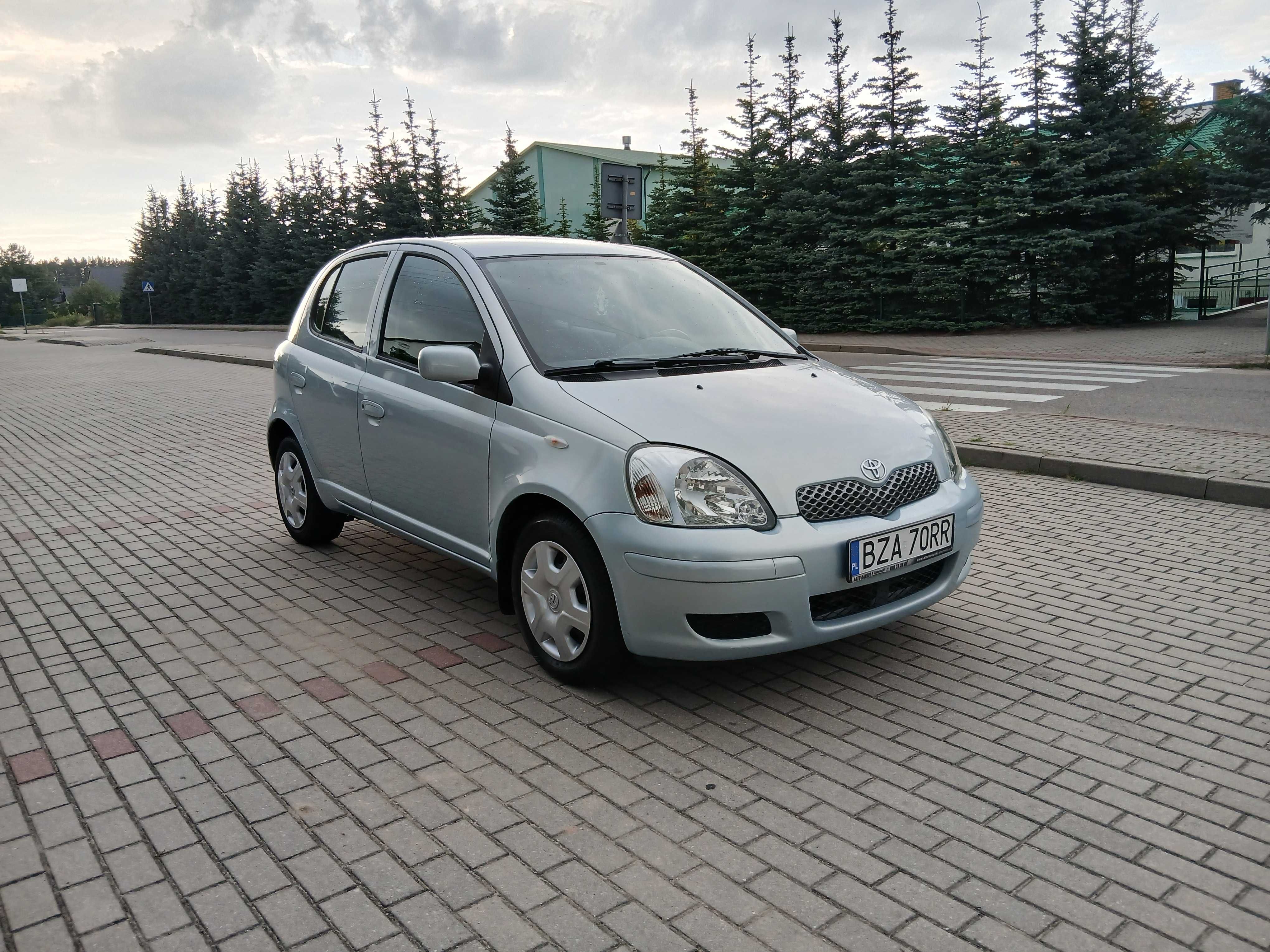 TOYOTA YARIS 1.0B klimatyzacja 5 drzwi VVT-i .