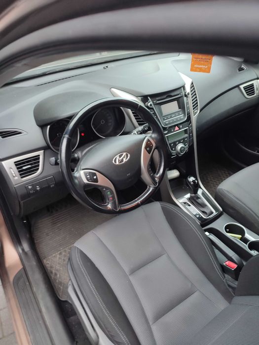 Hyundai i 30 1.6 benzyna 136km 70 tys .przebieg automat