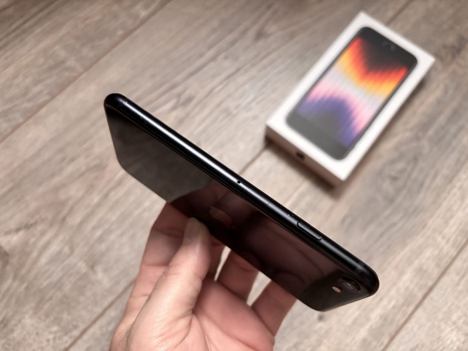 iPhone SE 2022 64gb Midnight