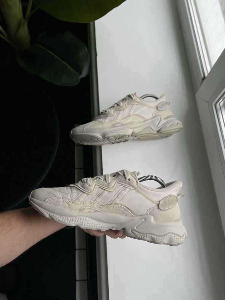 Оригінал! Кросівки Adidas Ozweego 41 розмір (26 см) стильні зручні