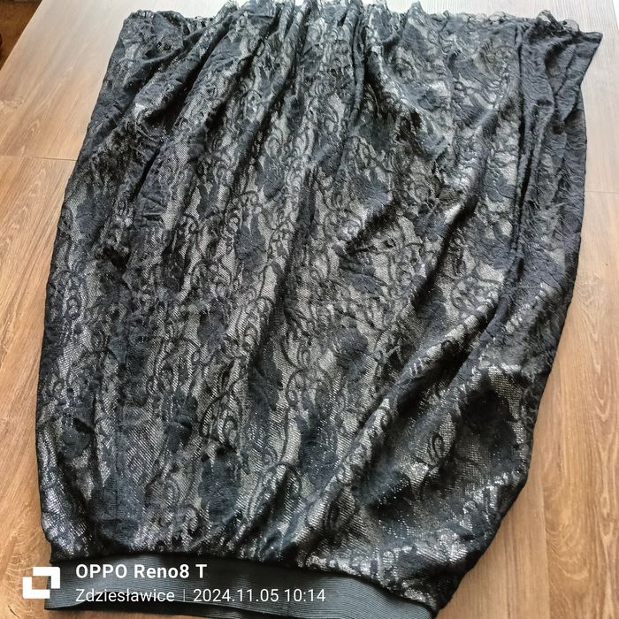 Spódnica koronkowa - czarna srebrna błyszcząca podszewka