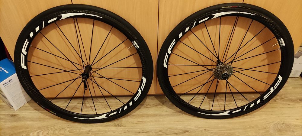 Koła szosowe carbon karbon Fast Forward  F4-R