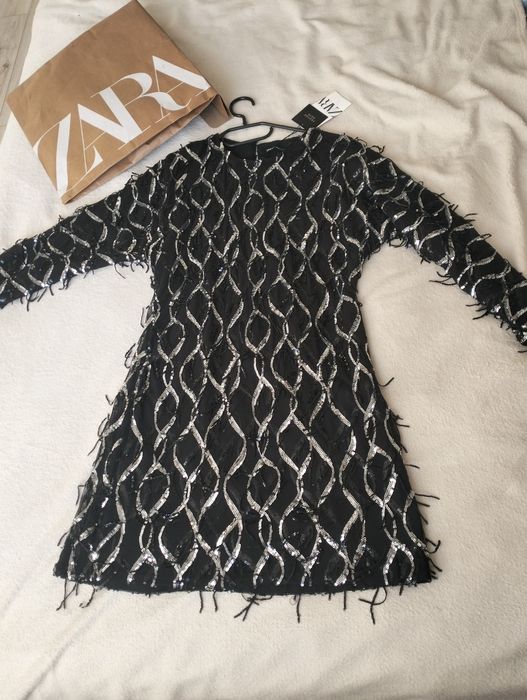 Sukienka mini z frędzlami i cekinami ZARA