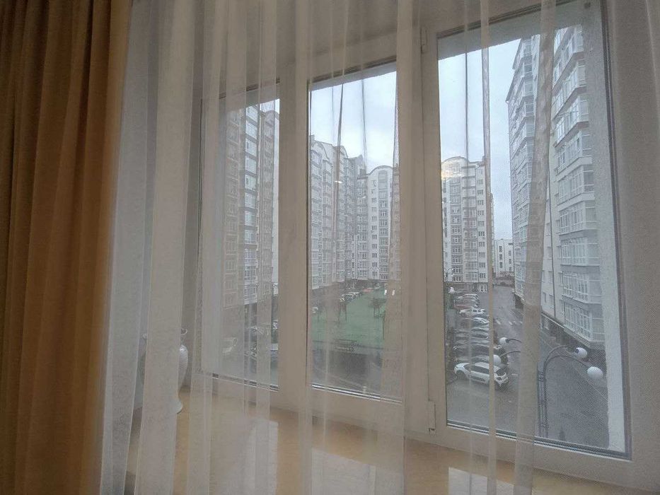 Продається укомплектована 1кімнатна квартира в ЖК Містечко Центральне