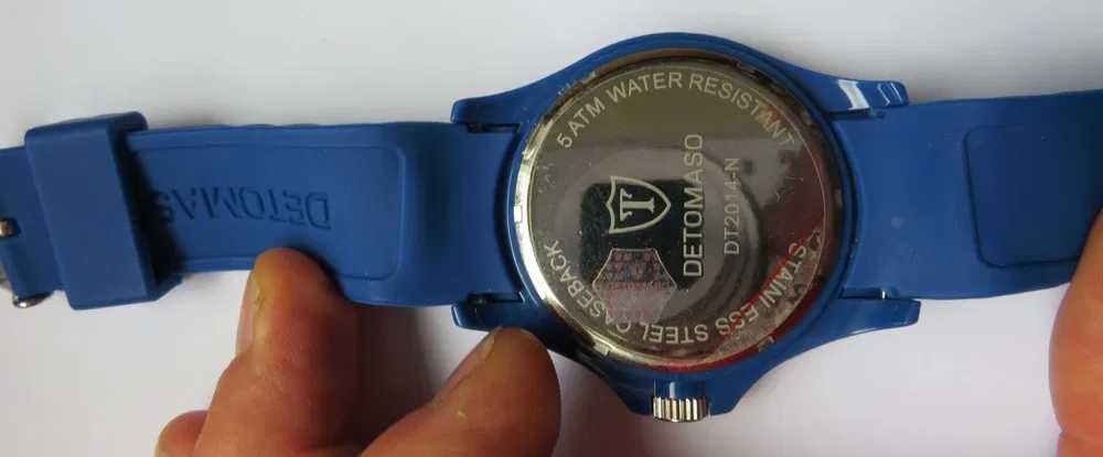 zegarek w stylu diver niebieski