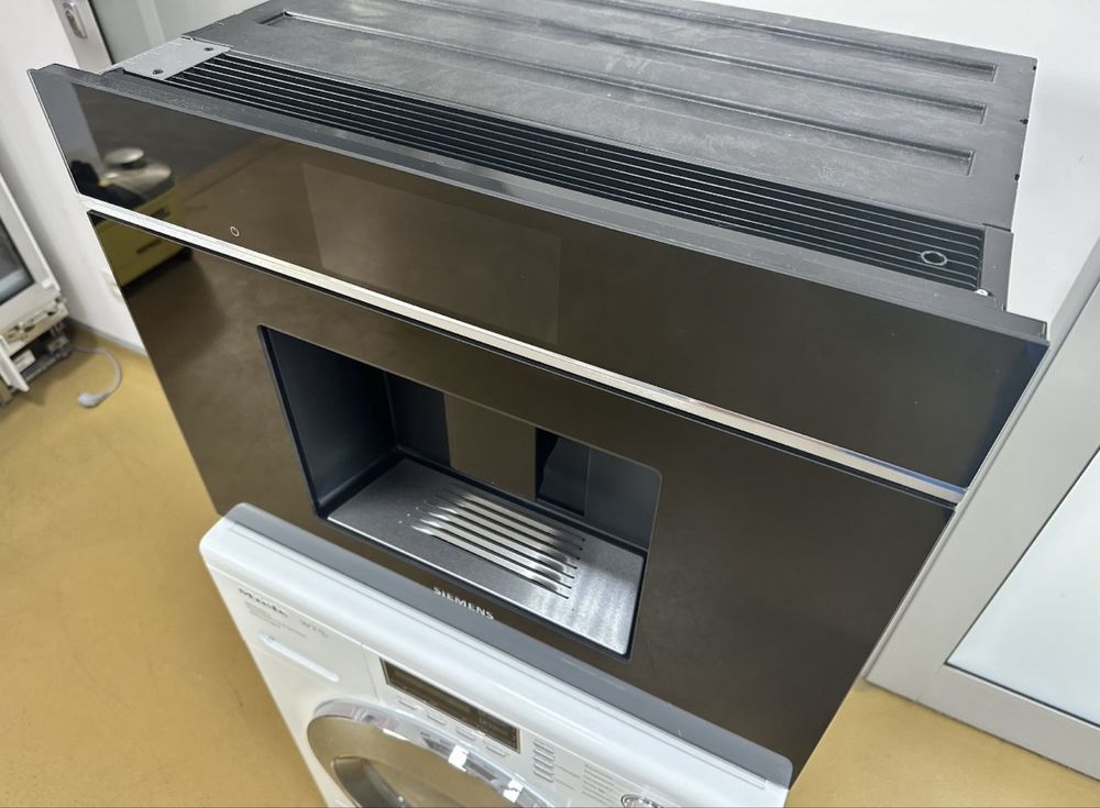 SIEMENS CT718L1B0 ekspres ciśnieniowy do zabudowy