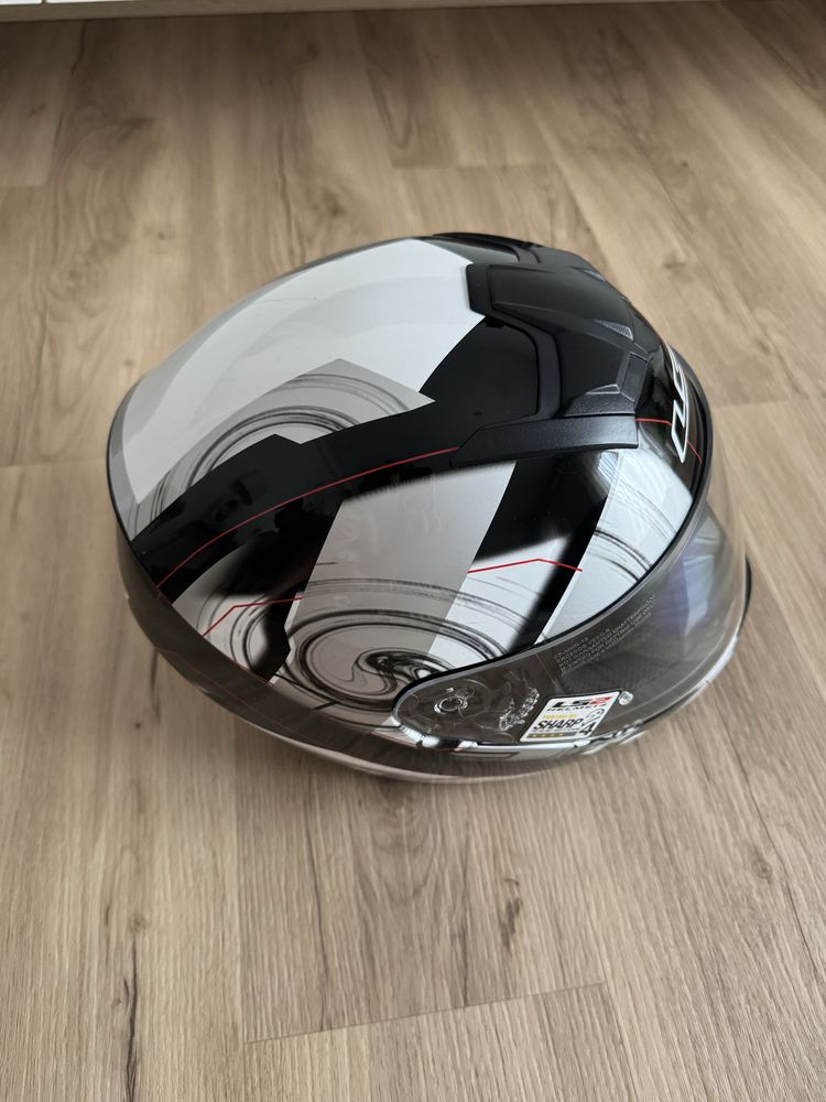 Capacete LS2 tipo jet