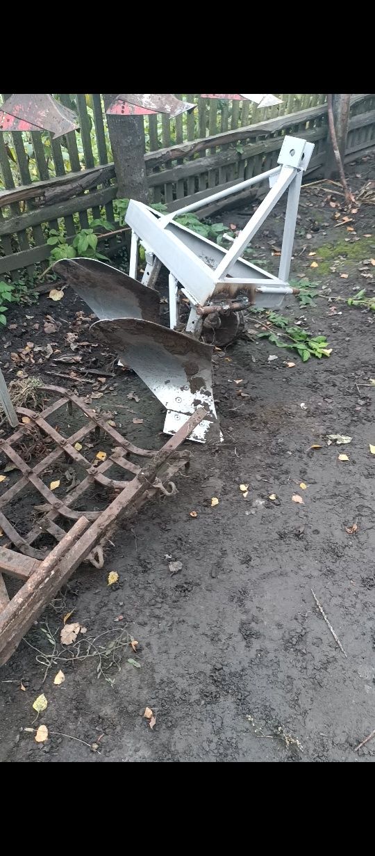 Плуг 2по20 велика полиця підходить для малих швидкостей
