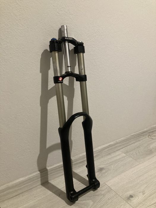 Вилка RockShox Boxxer