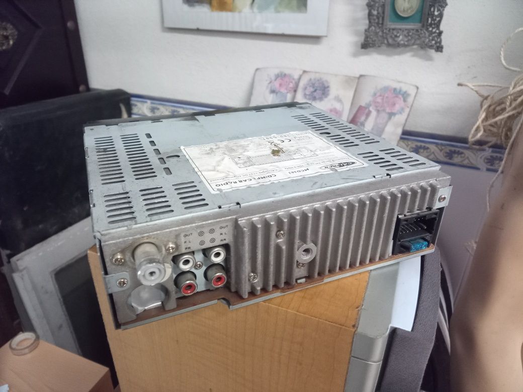 Auto Radio Caliber MCD263