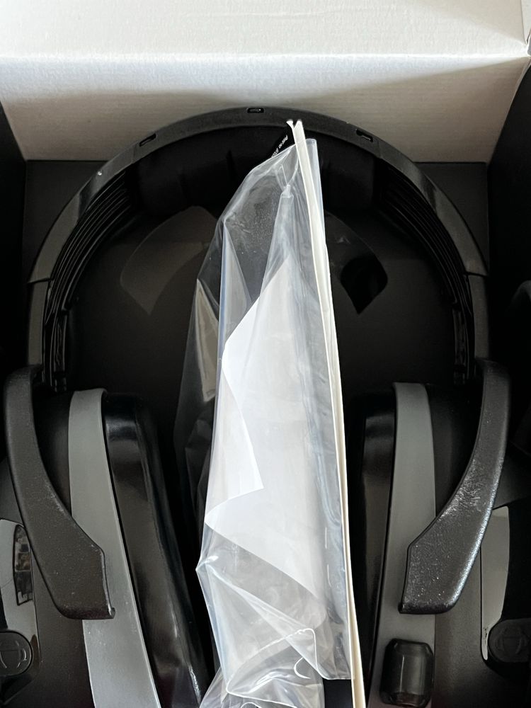 Sluchawki ochronne z mikrofinem i bluetooth - Hellberg