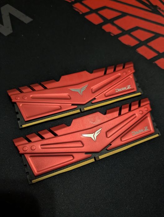 RAM Team Group 2x8GB DDR4 3200MHz Vulcan Z Red CL16