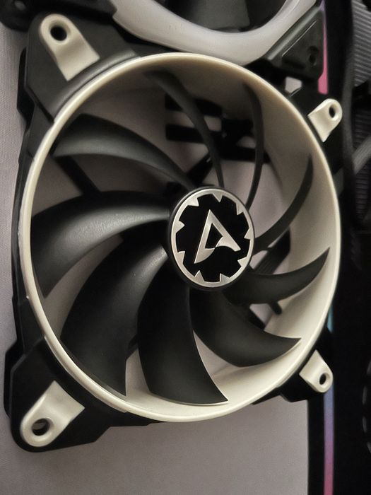 Кулери для пк та кулер на процесор .