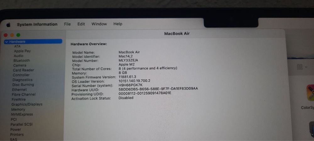 Apple MacBook 13,3