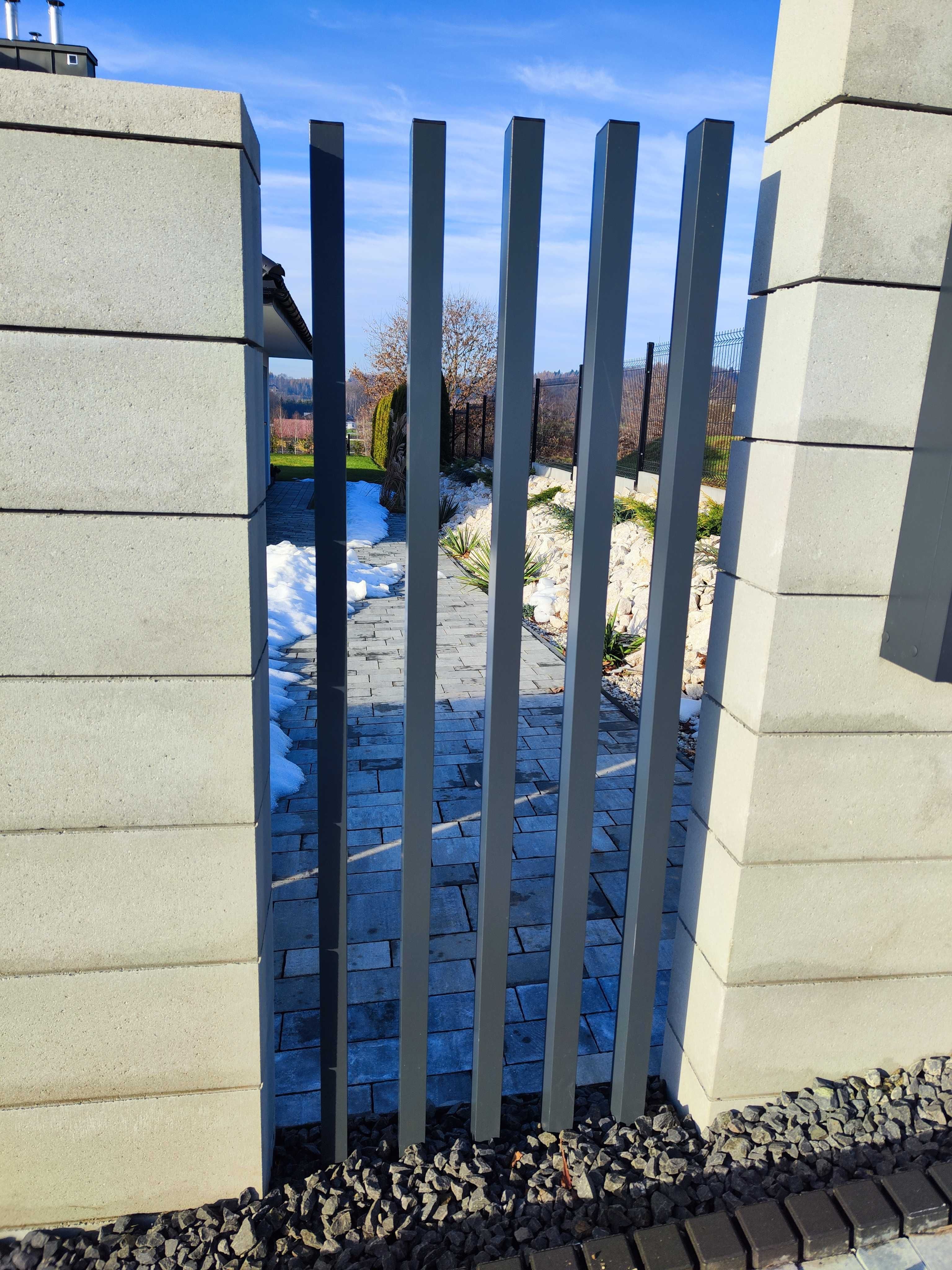 Nowoczesne ogrodzenia aluminiowe pionowe i poziome