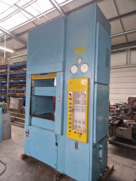 Prasa hydrauliczna PHM 160 C