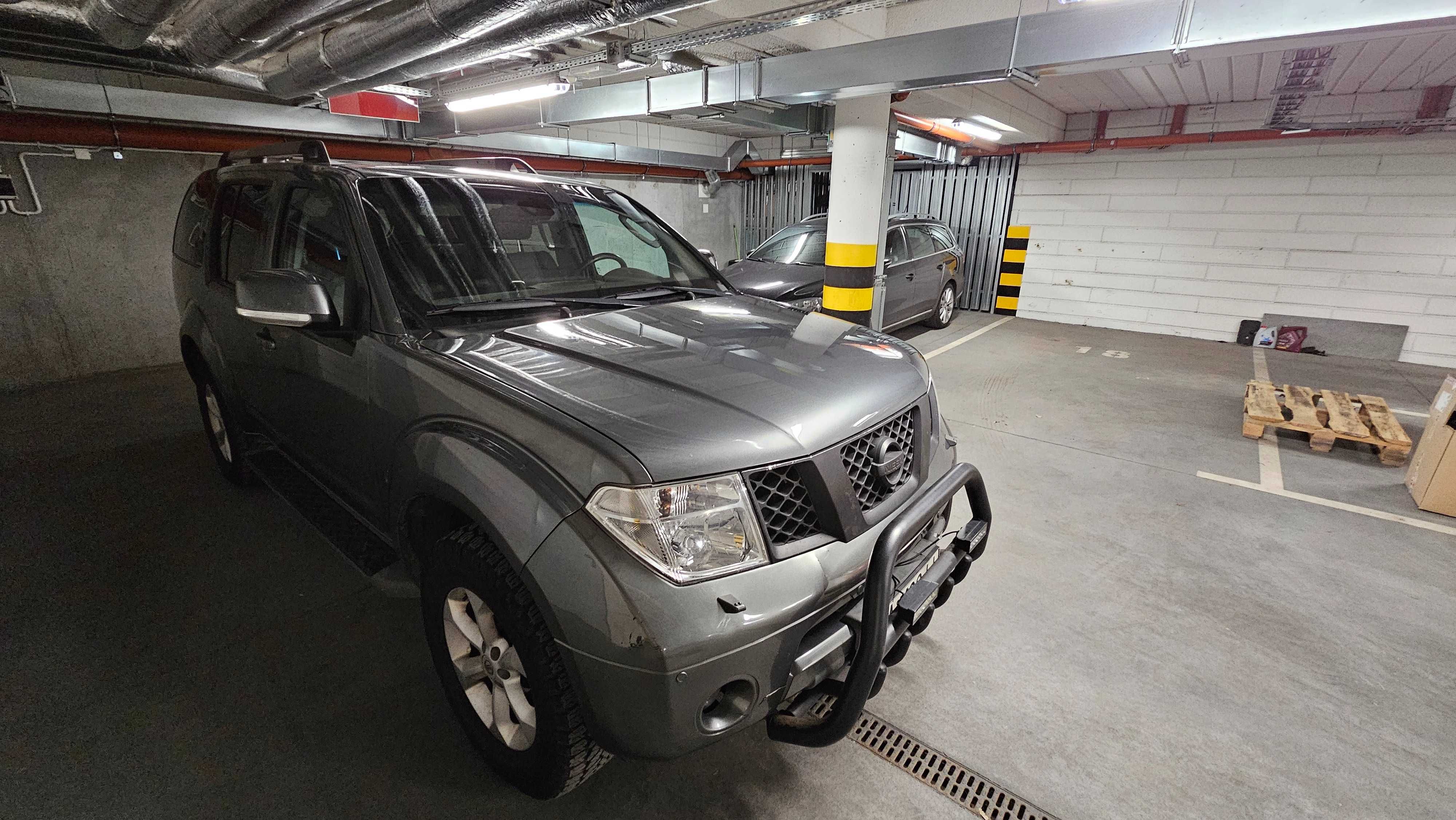 Nissan Pathfinder R51 Automat