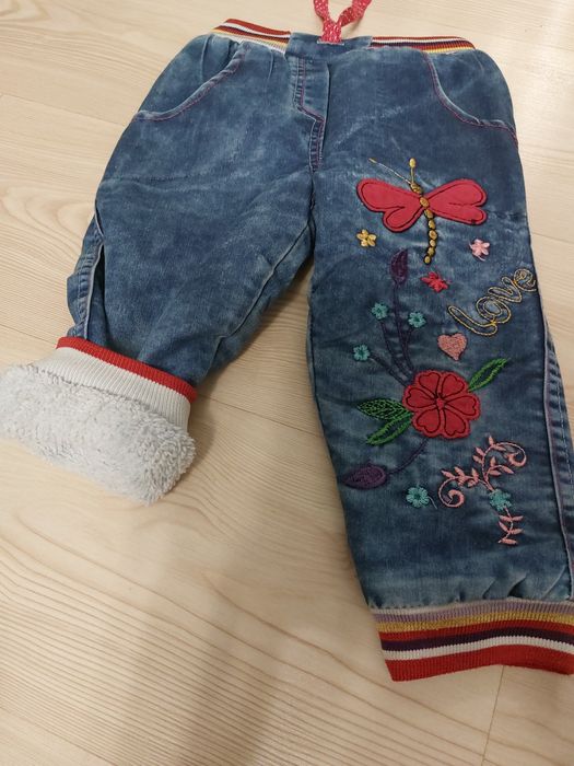 Зимові джинси на дівчинку