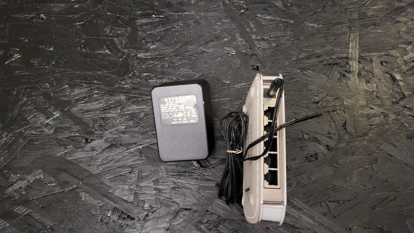 Switch FS605 v3 Netgear